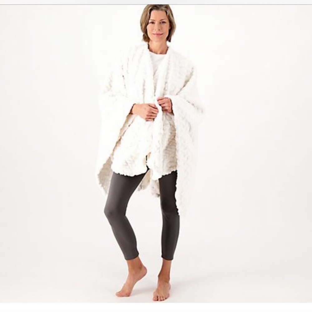 (NWT) Natural Color Berkshire Sherpa Cape Throw in original, unopened box.